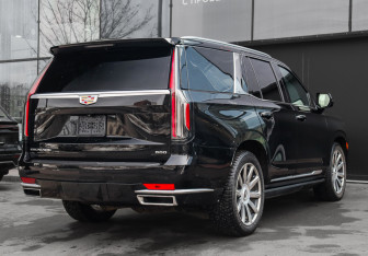 Подержанный автомобиль Cadillac Escalade Suv 2021 года (4 фото)