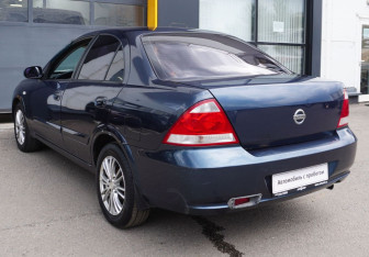 Подержанный автомобиль Nissan Almera Classic 2008 года (7 фото)