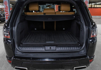 Подержанный автомобиль Land Rover Range Rover Sport 2019 года (10 фото)