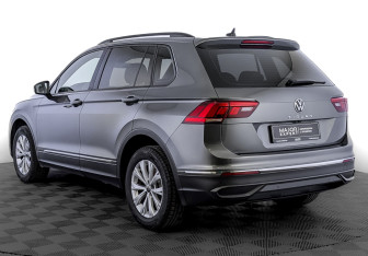 Подержанный автомобиль Volkswagen Tiguan 2021 года (7 фото)