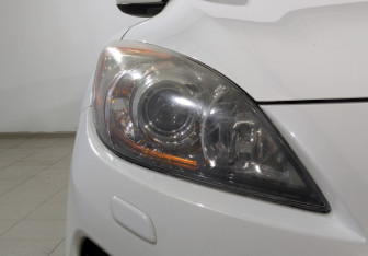 Подержанный автомобиль Mazda 3 Sedan 2012 года (11 фото)