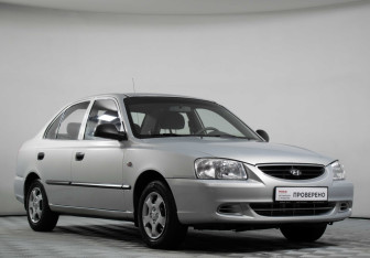 Подержанный автомобиль Hyundai Accent Sedan 2008 года (3 фото)