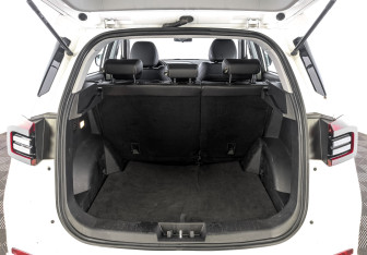 Подержанный автомобиль Chery Tiggo 4 2022 года (10 фото)