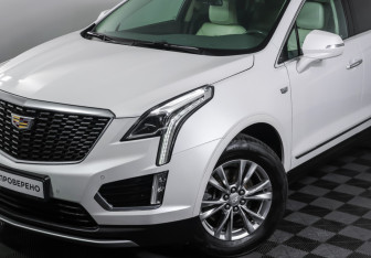 Подержанный автомобиль Cadillac XT5 2020 года (26 фото)