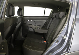 Подержанный автомобиль Kia Sportage 2014 года (10 фото)