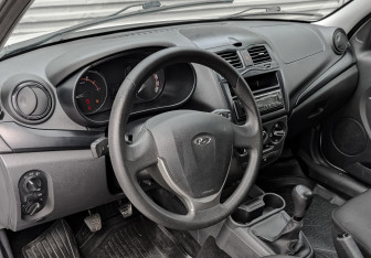 Подержанный автомобиль LADA (ВАЗ) Granta Sedan 2023 года (15 фото)