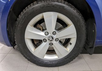 Подержанный автомобиль Skoda Octavia Liftback 2019 года (17 фото)