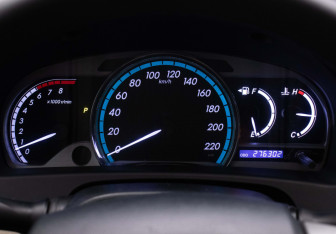 Подержанный автомобиль Toyota Venza 2013 года (12 фото)