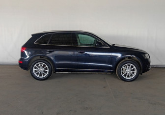 Подержанный автомобиль Audi Q5 2014 года (8 фото)