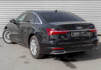 Подержанный автомобиль Audi A6 Sedan 2021 года (6 фото)