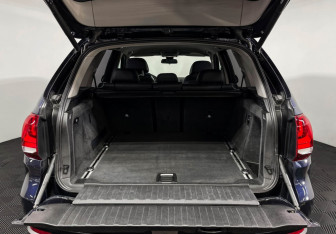 Подержанный автомобиль BMW X5 2014 года (9 фото)