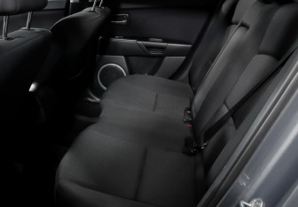 Подержанный автомобиль Mazda 3 Hatchback 2007 года (10 фото)