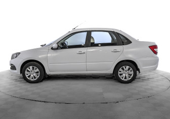 Подержанный автомобиль LADA (ВАЗ) Granta Sedan 2023 года (8 фото)