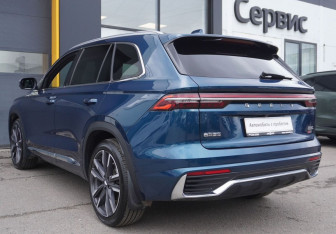 Подержанный автомобиль Geely Monjaro 2023 года (7 фото)