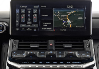 Подержанный автомобиль Toyota Land Cruiser Suv 2022 года (17 фото)