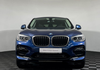 Подержанный автомобиль BMW X4 2019 года (3 фото)
