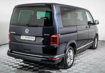 Подержанный автомобиль Volkswagen Multivan 2018 года (5 фото)