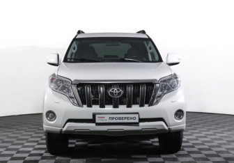 Подержанный автомобиль Toyota Land Cruiser Prado 2016 года (2 фото)