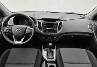 Подержанный автомобиль Hyundai Creta 2016 года (11 фото)