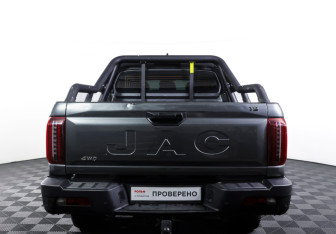 Подержанный автомобиль JAC T9 2025 года (6 фото)