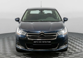 Подержанный автомобиль Citroen C4 Sedan 2013 года (2 фото)