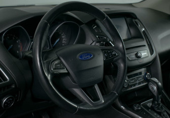 Подержанный автомобиль Ford Focus Wagon 2016 года (9 фото)
