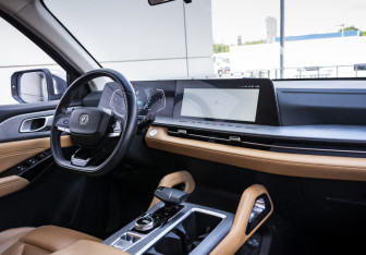 Подержанный автомобиль Changan Hunter Plus 2024 года (15 фото)