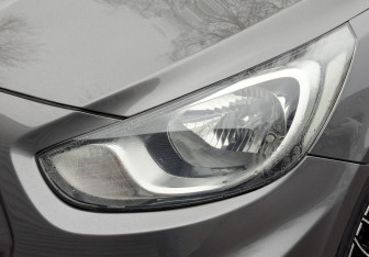 Подержанный автомобиль Hyundai Solaris Hatchback 2013 года (11 фото)