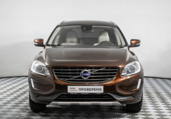 Подержанный автомобиль Volvo XC60 2013 года (2 фото)