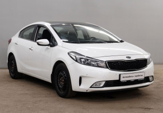 Подержанный автомобиль Kia Cerato Sedan 2018 года (3 фото)