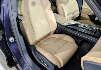 Подержанный автомобиль Voyah Free 2023 года (20 фото)