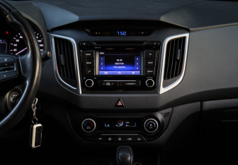 Подержанный автомобиль Hyundai Creta 2017 года (11 фото)