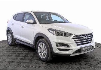 Подержанный автомобиль Hyundai Tucson 2020 года (3 фото)