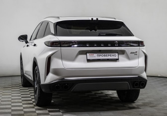 Подержанный автомобиль Exeed RX 2023 года (7 фото)