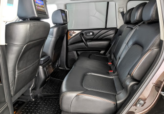 Подержанный автомобиль Infiniti QX80 2017 года (18 фото)