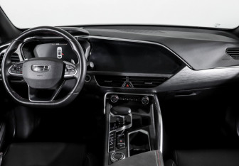 Подержанный автомобиль Geely Tugella 2022 года (12 фото)