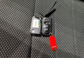 Подержанный автомобиль Skoda Octavia Liftback 2014 года (16 фото)