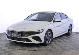 Подержанный автомобиль Hyundai Elantra Sedan 2023 года (1 фото)