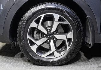 Подержанный автомобиль Kia Sportage 2021 года (25 фото)