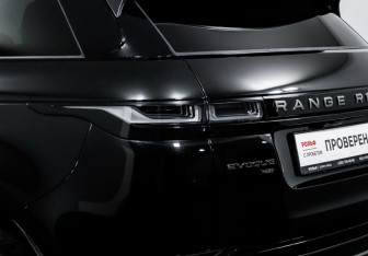 Подержанный автомобиль Land Rover Range Rover Evoque 2022 года (16 фото)