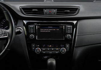 Подержанный автомобиль Nissan X-Trail 2021 года (12 фото)