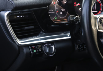 Подержанный автомобиль Porsche Panamera Wagon 2018 года (24 фото)