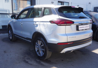 Подержанный автомобиль Geely Atlas Pro 2023 года (7 фото)