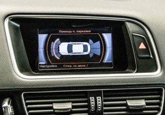 Подержанный автомобиль Audi Q5 2015 года (16 фото)