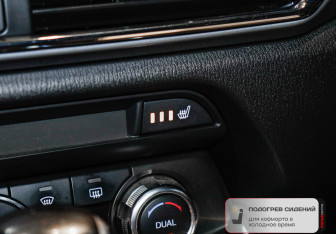 Подержанный автомобиль Mazda CX-9 2017 года (24 фото)