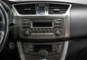 Подержанный автомобиль Nissan Sentra Sedan 2014 года (15 фото)
