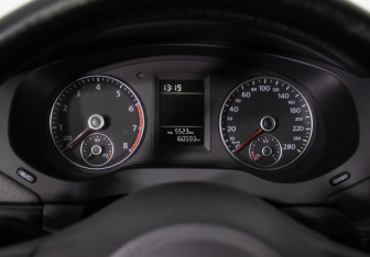 Подержанный автомобиль Volkswagen Jetta Sedan 2012 года (12 фото)