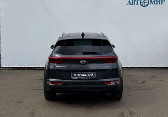 Подержанный автомобиль Kia Sportage 2017 года (7 фото)
