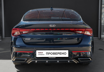 Подержанный автомобиль Kia K5 2021 года (5 фото)