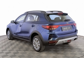 Подержанный автомобиль Kia Rio Hatchback 2021 года (7 фото)